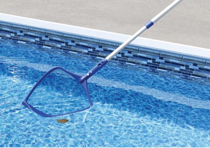 Swimming Pool Maintenance and Cleaning